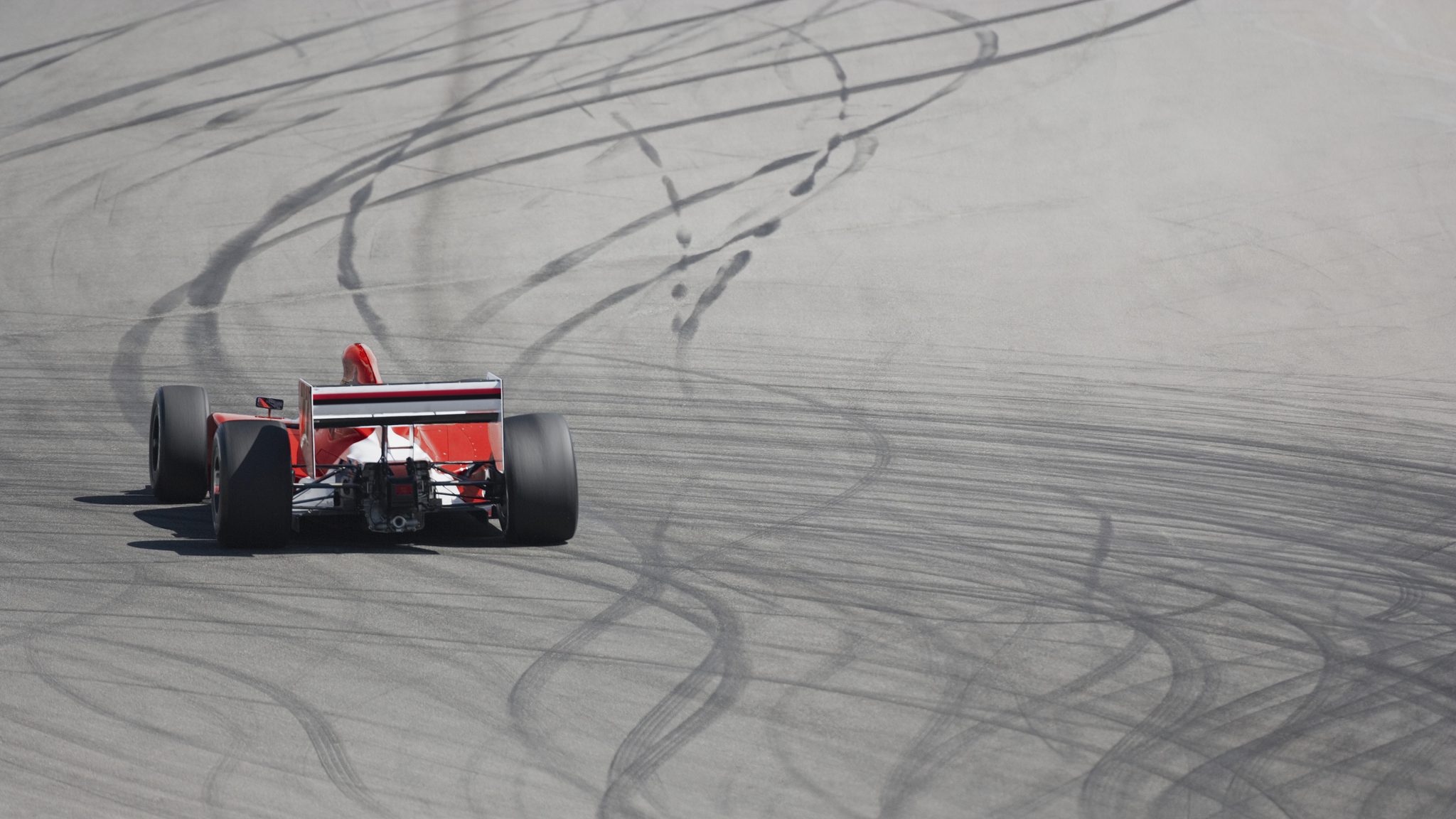 Wer bringt Europas Autoindustrie wieder ins Rollen?